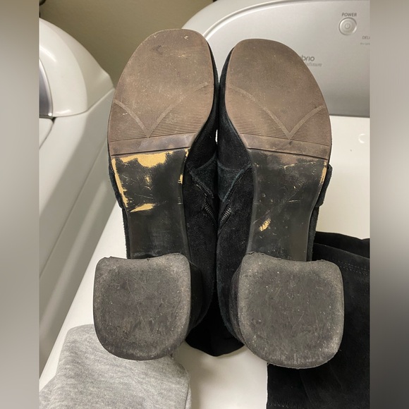 Women’s high knee suede boots - US 7 - Picture 7 of 7